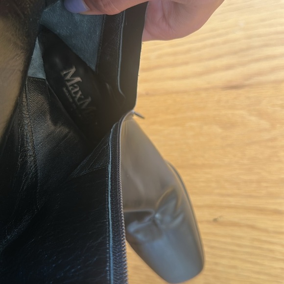 🎆 MAXMARA Leather boots Elegant Black Leather MSRP $845 size 37 / 7 - Picture 10 of 10